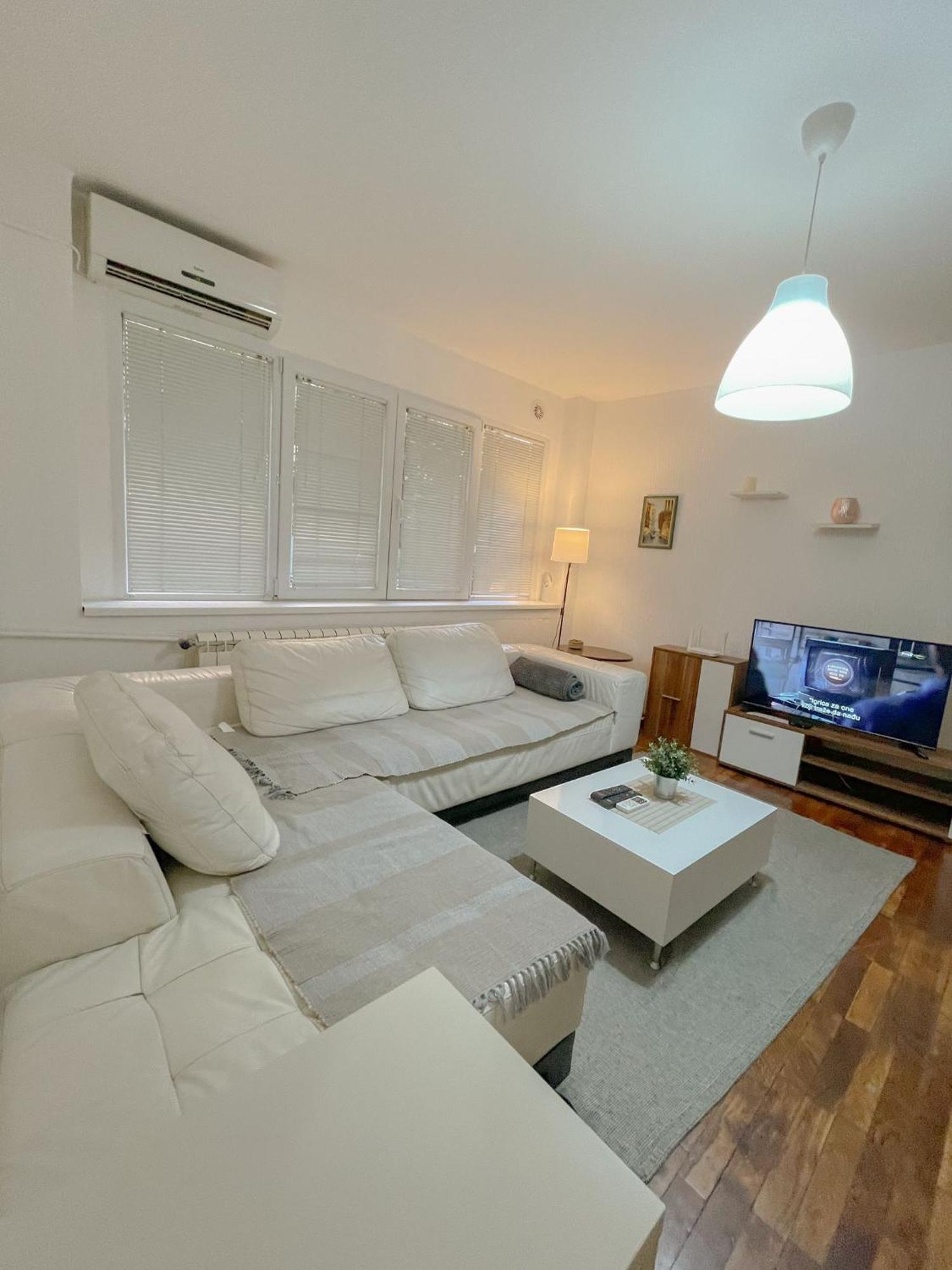 Slavija Mcd Apartment Belgrád Kültér fotó